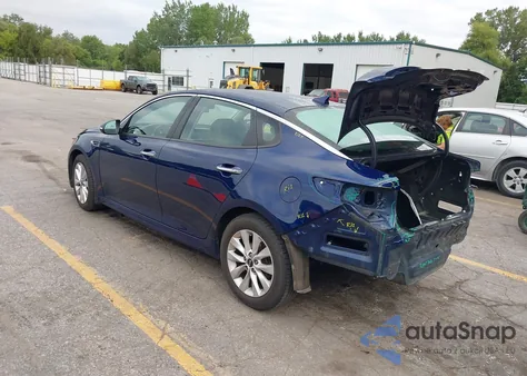 2018 Kia Optima S из США, поврежденный, VIN 5XXGT4L31JG202929